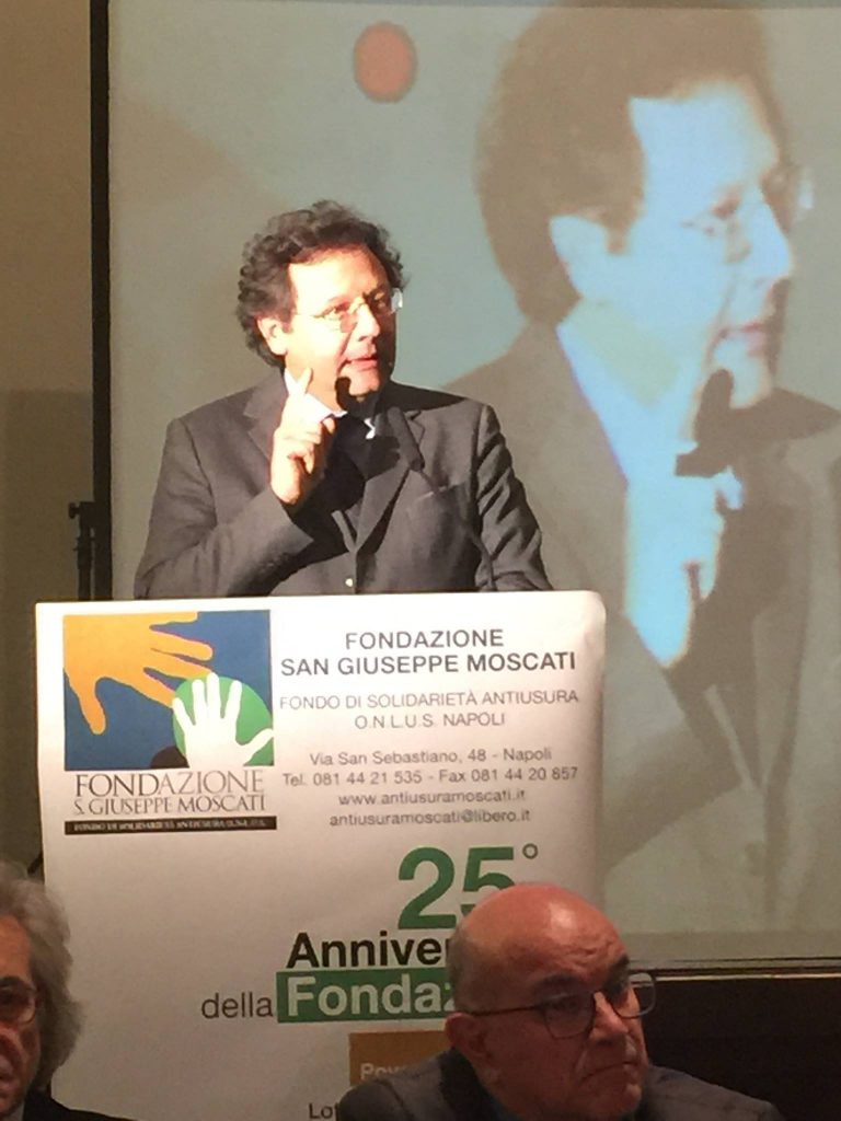  inchiesta di Francesca Sironi - USURATI e INGANNATI