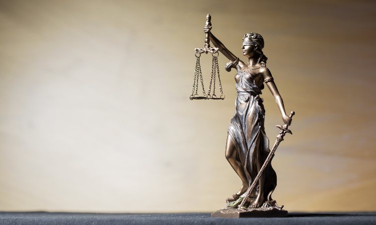 Tribunale di Sassari condannato avvocato SDL Centrostudi